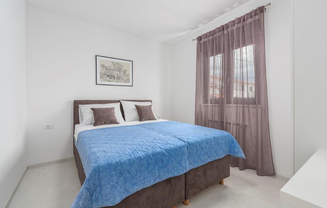 פורץ Apartments Zrnic חדר תמונה